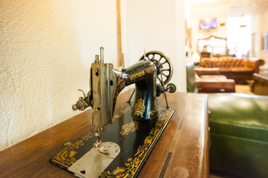 ברצלונה Pars Tailor'S Hostel מראה חיצוני תמונה