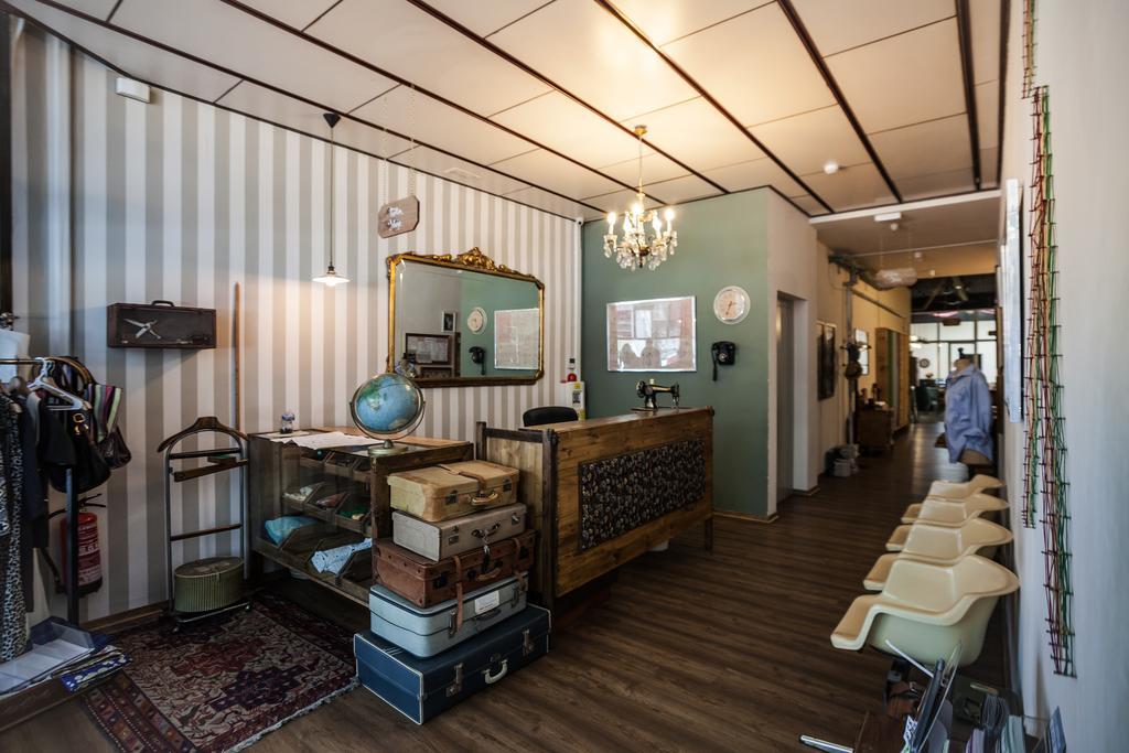 ברצלונה Pars Tailor'S Hostel מראה חיצוני תמונה
