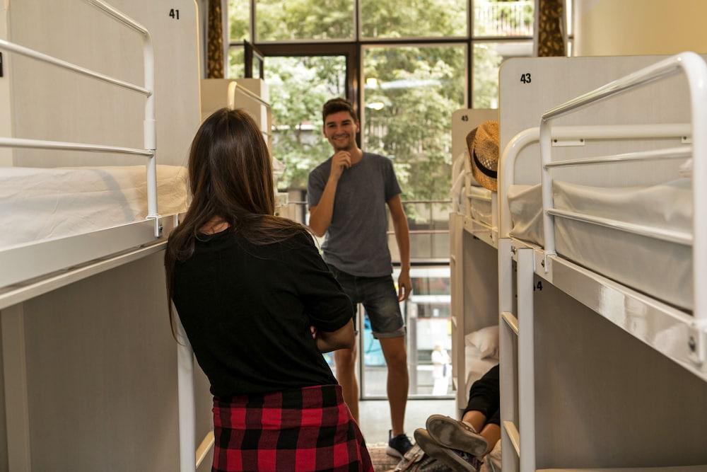 ברצלונה Pars Tailor'S Hostel מראה חיצוני תמונה